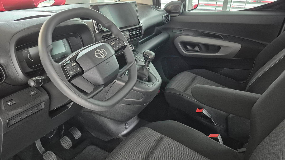 Toyota Proace Verso 1.5 D4-D Business - Toyota Czajka