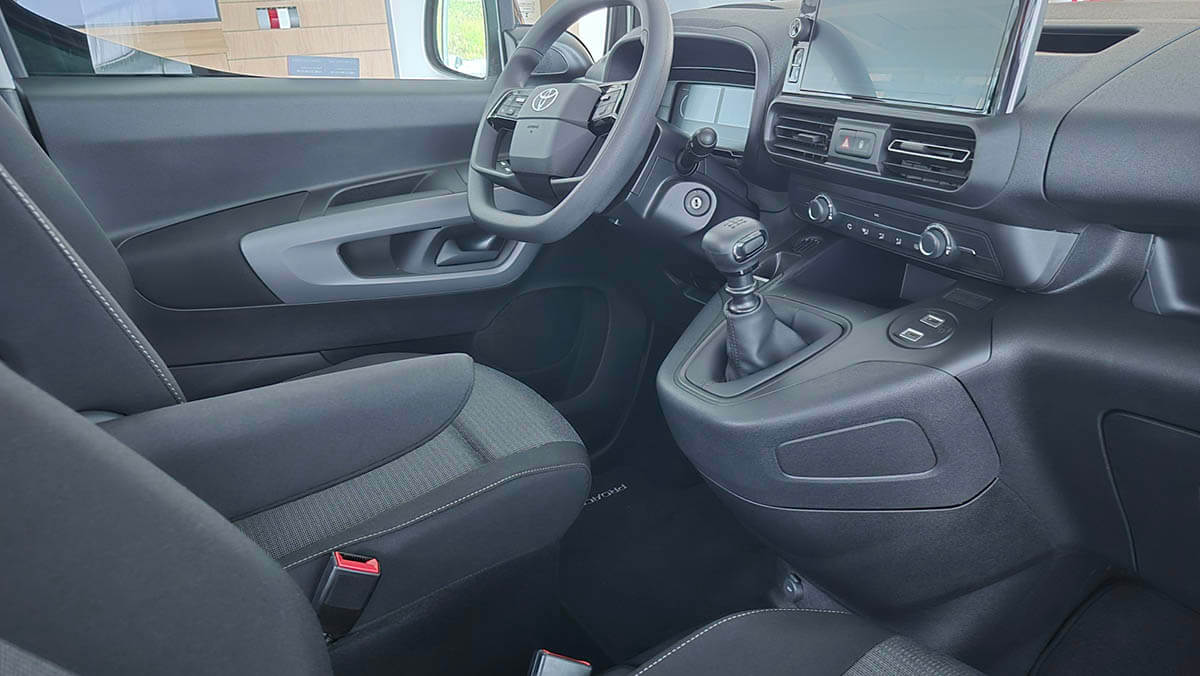Toyota Proace Verso 1.5 D4-D Business - Toyota Czajka