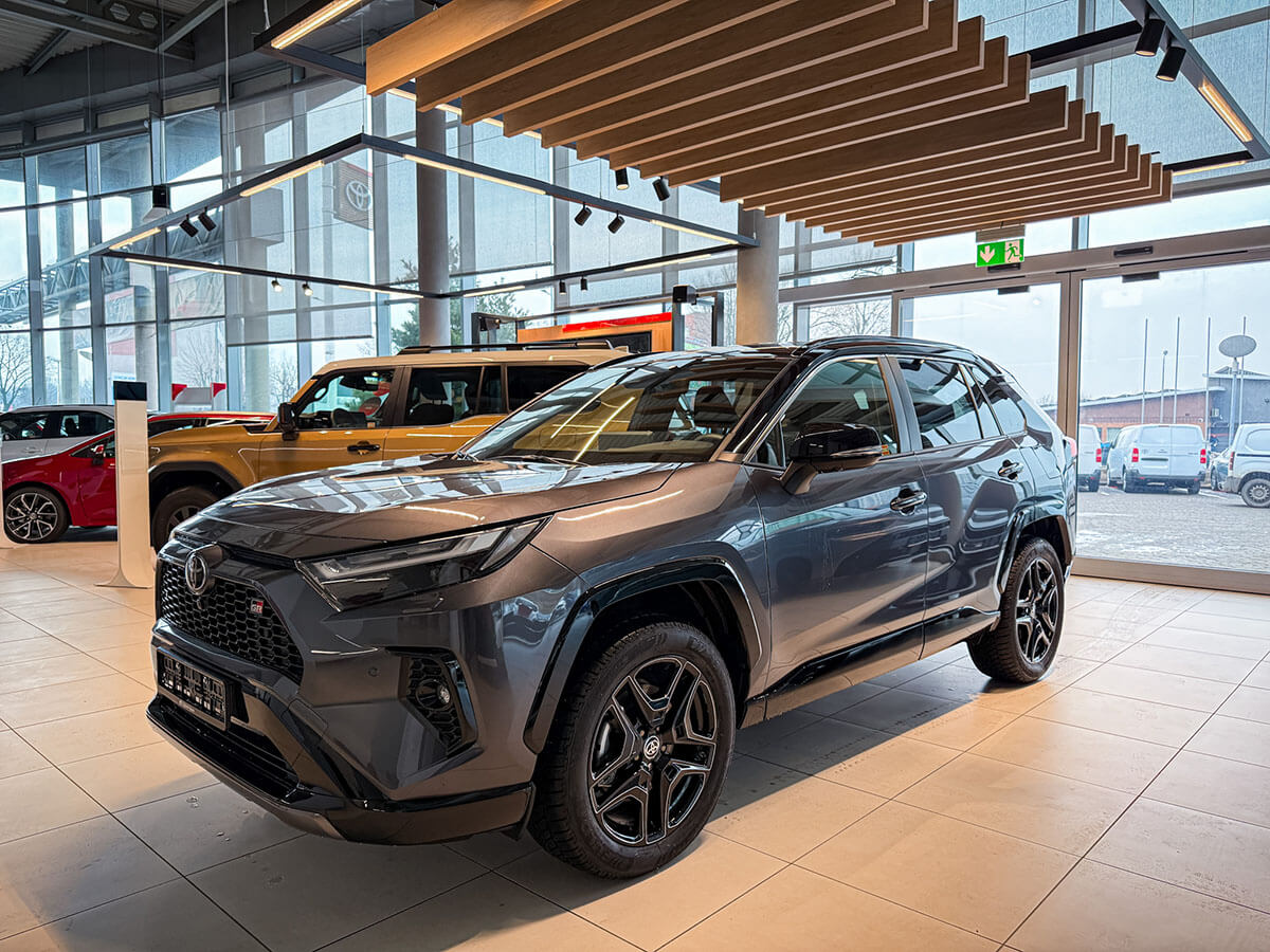 RAV4 2,5 Hybrid Dynamic Force 222 KM GR Sport - Toyota Czajka