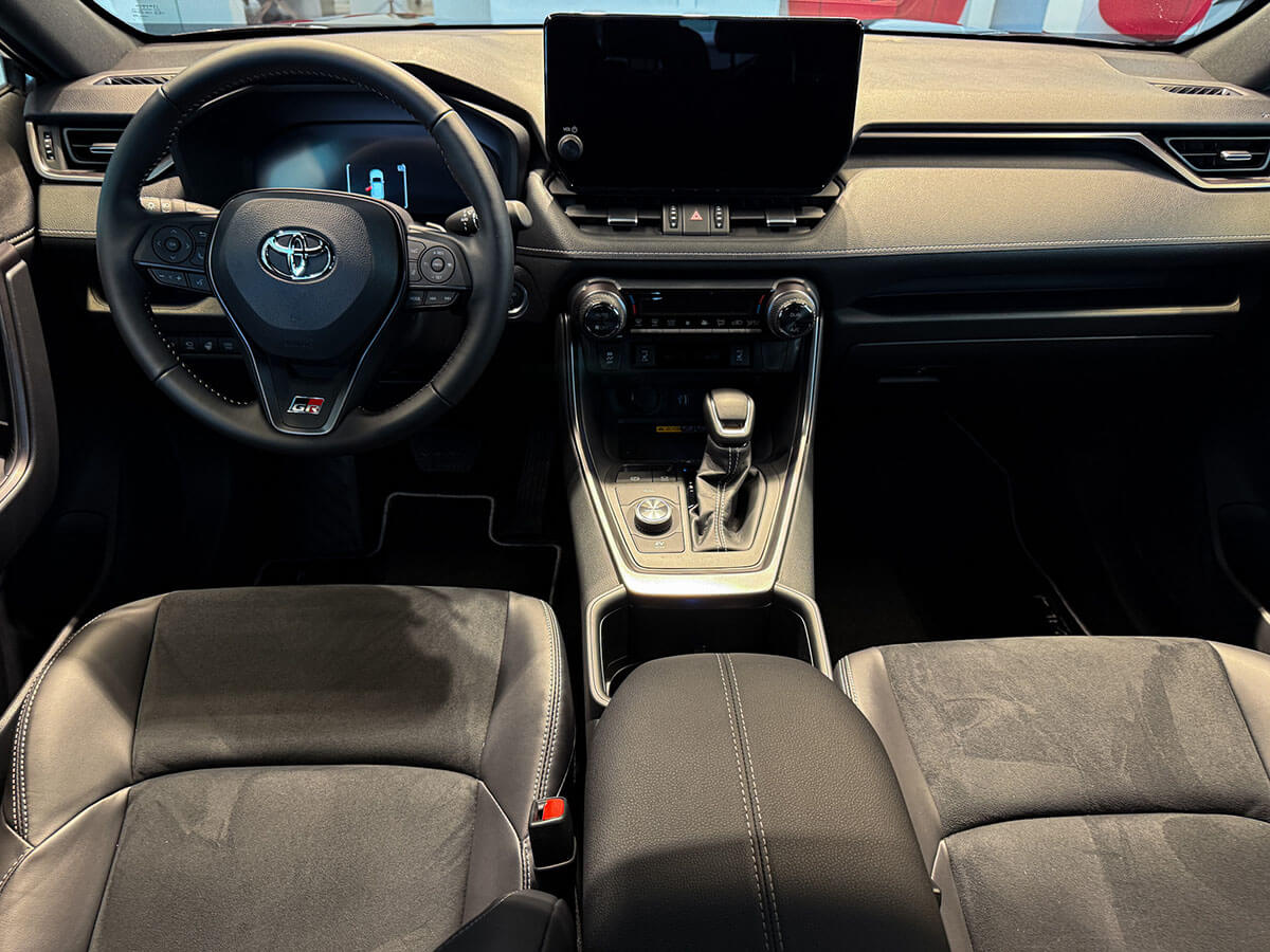 RAV4 2,5 Hybrid Dynamic Force 222 KM GR Sport - Toyota Czajka