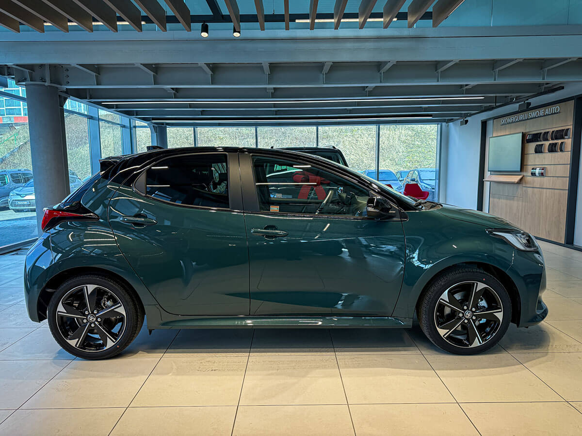 Toyota Yaris – MY '25 1,5 VVT-i H 130 KM hybryda Executive - Toyota Czajka