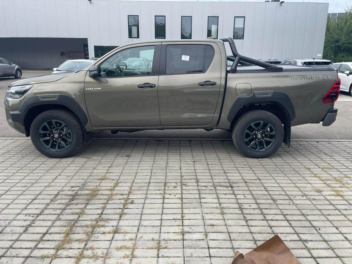 Toyota Hilux – MY24 2.8 D-4D 204 KM diesel Invincible - Toyota Czajka