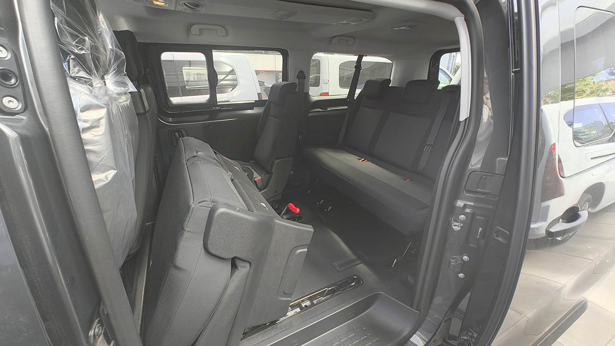 Toyota Proace Verso 2.0 D-4D 144KM 6M/T Combi - Toyota Czajka
