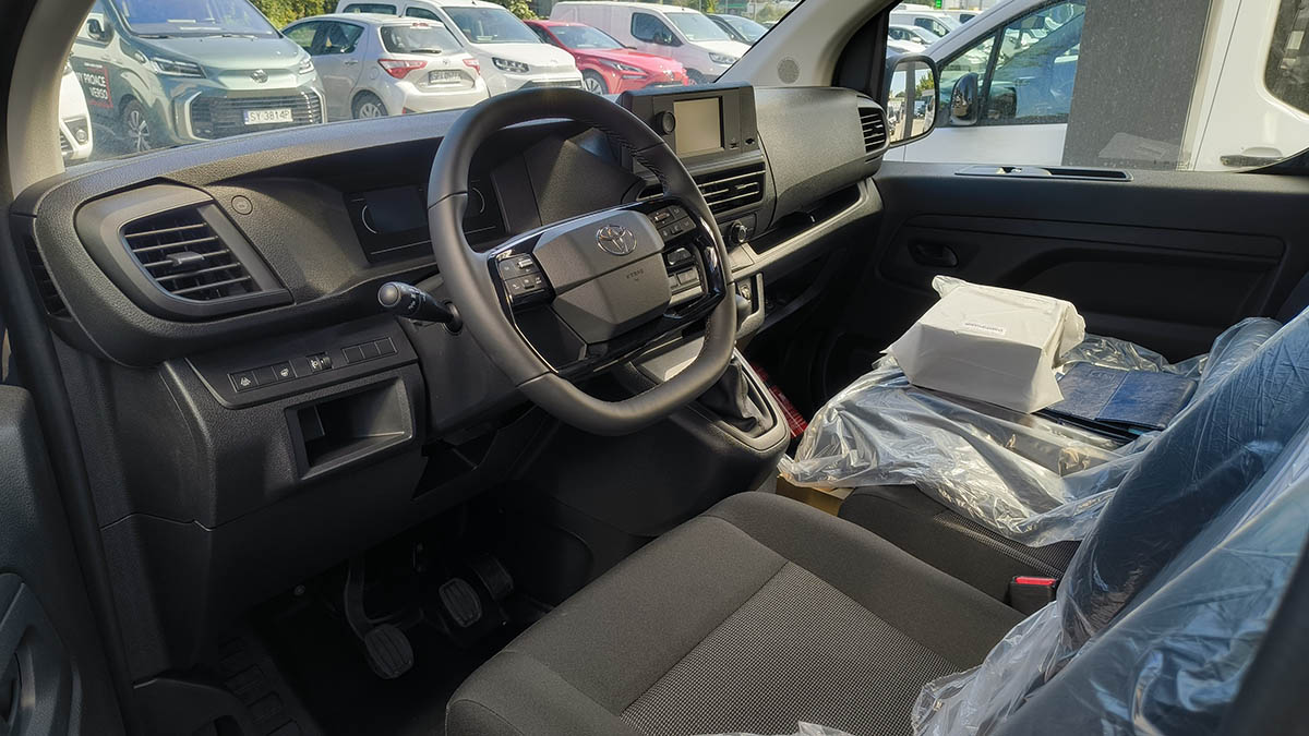 Toyota Proace Verso 2.0 D-4D 144KM 6M/T Combi - Toyota Czajka