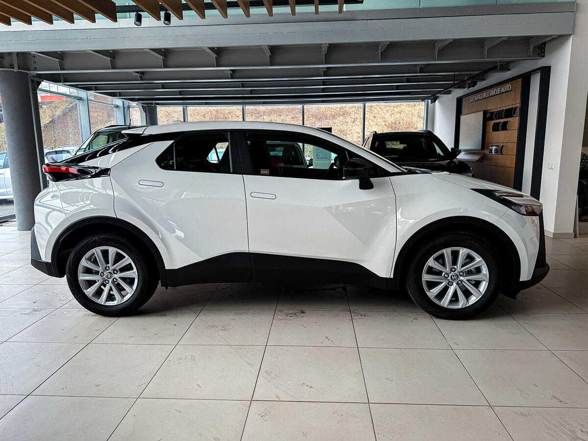 Toyota C‐HR MY '25 1.8 Hybrid 140 KM Comfort - Toyota Czajka