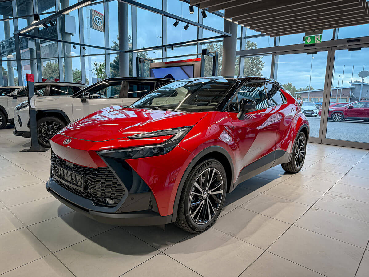 Toyota C‐HR 2.0 Hybrid Dynamic Force Plug-in 223 KM Executive - Toyota Czajka