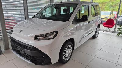 Toyota Proace Verso 1.5 D4-D Business - Toyota Czajka